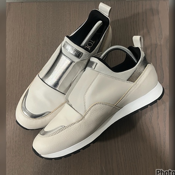 Tod's Dress Sneaks in Silver and Eggshell
